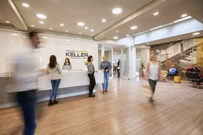 REINHOLD KELLER Group Team in the entrance area