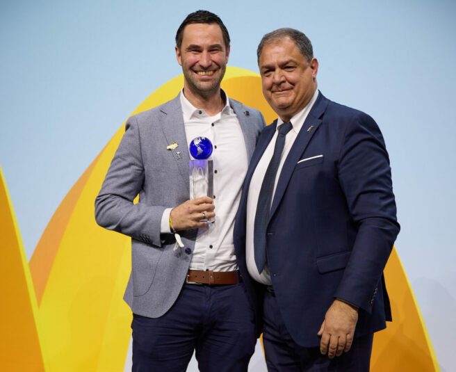 Christopher Bauer und Bobby Marionov, Awardübergabe
