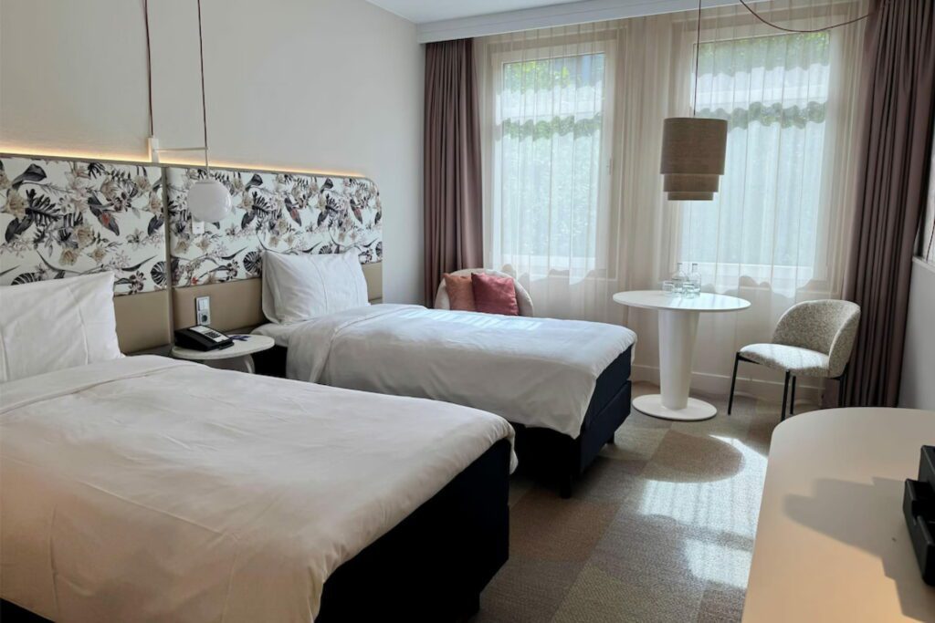 Radisson Blu Bremen, zwei Betten, REINHOLD KELLER Group